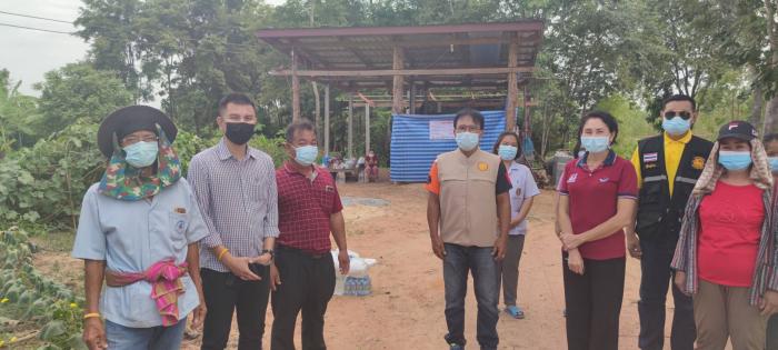 ออกเยี่ยมและมอบของใช้ผู้ที่รับการกักตัว 14 ในสถานการณ์แพร่ระบาดของไวรัสโคณน่า (COVID - 19)